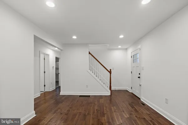 $2,650 | 7922 Babikow Road, Rosedale, MD 21237
