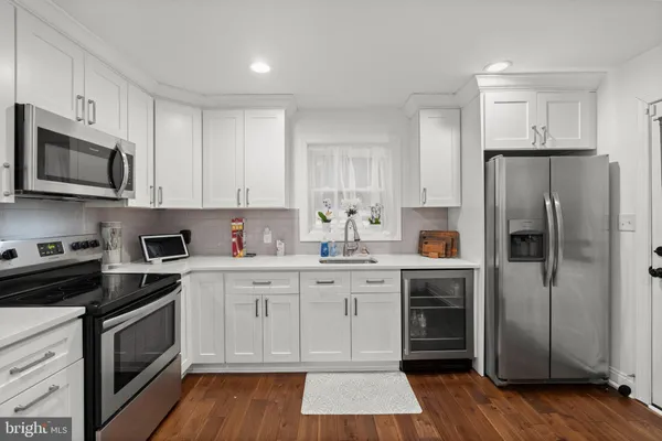 $2,650 | 7922 Babikow Road, Rosedale, MD 21237