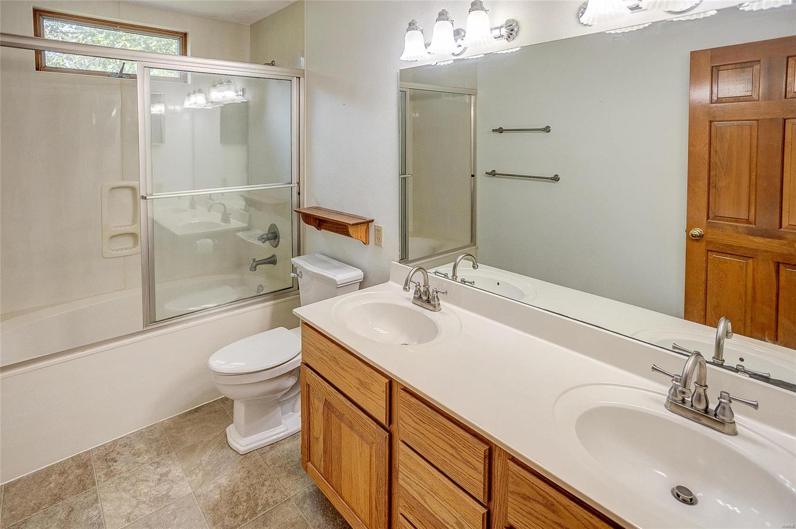 2736 Staunton Road Edwardsville, IL 62025 - Photo 47 of 60