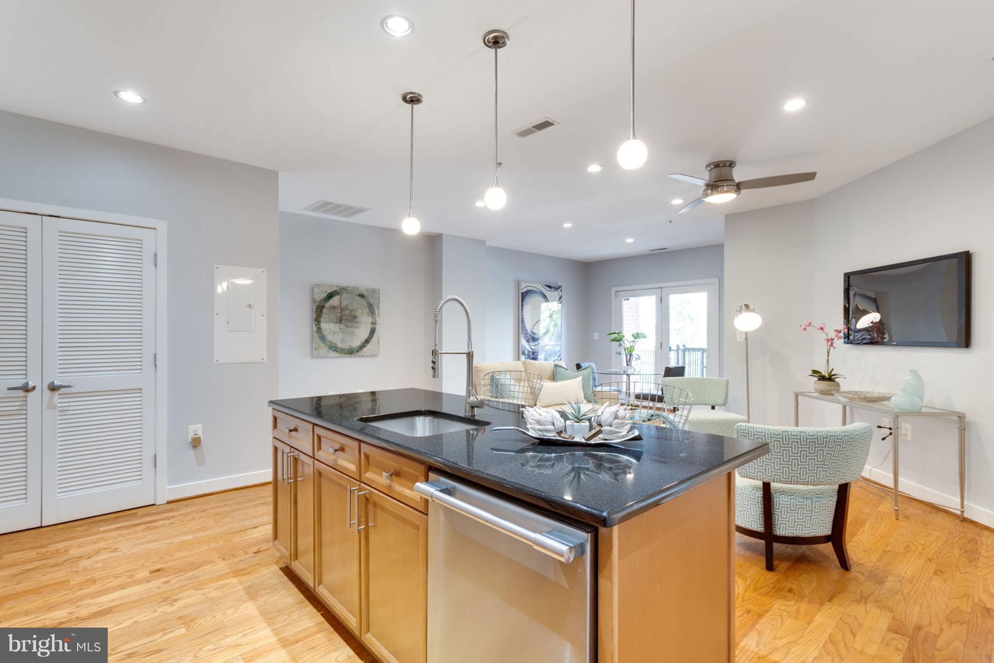 181 East Reed Avenue, Unit 109 Alexandria, VA 22305 - Photo 7 of 30