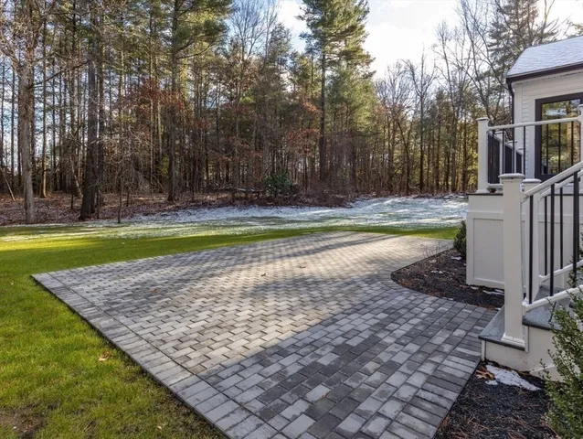 $1,685,000 | 12 Brookside Lane, Norfolk, MA 02056