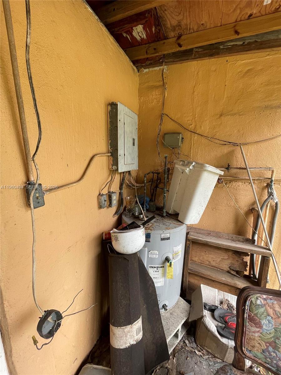 3630 Northwest 98th Street Miami, FL 33147 - Photo 32 of 38 a view of a room with gym equipment