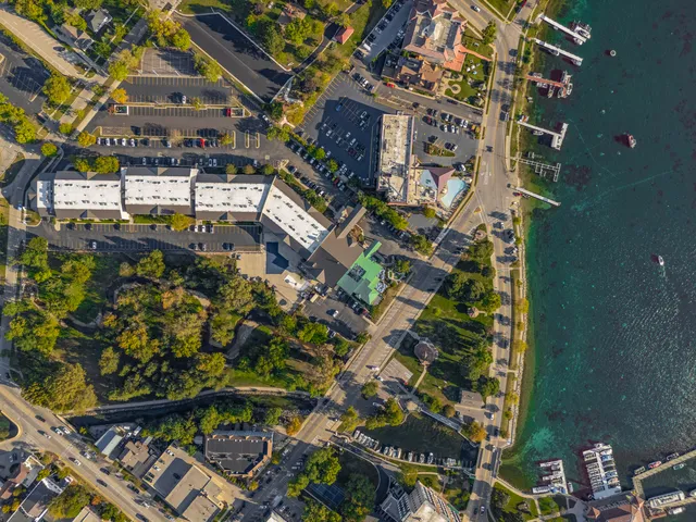 $350,000 | 111 Center Street, Unit 459, Lake Geneva, WI 53147