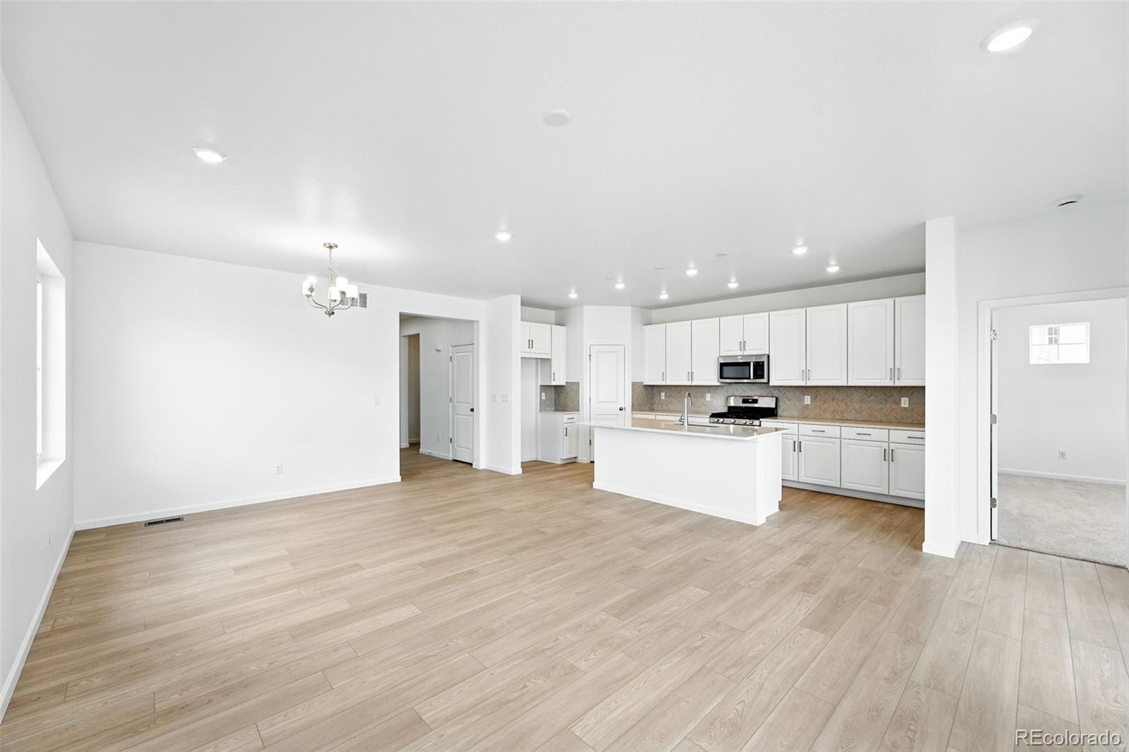 39732 Penn Road Elizabeth, CO 80107 - Photo 3 of 34 Gallery Image 3