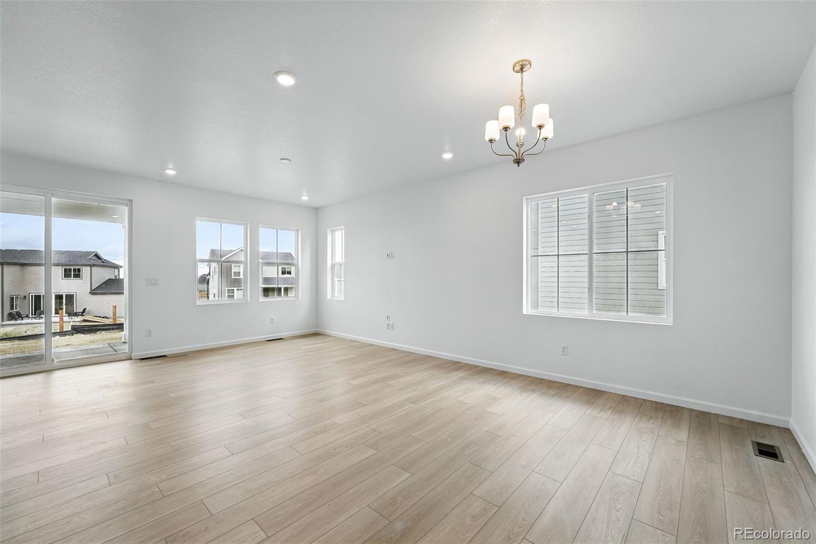 39732 Penn Road Elizabeth, CO 80107 - Photo 7 of 34 Gallery Image 7