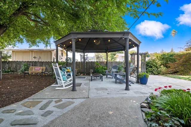 $355,000 | 24470 Oklahoma Avenue, Red Bluff, CA 96080