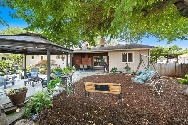 $355,000 | 24470 Oklahoma Avenue, Red Bluff, CA 96080