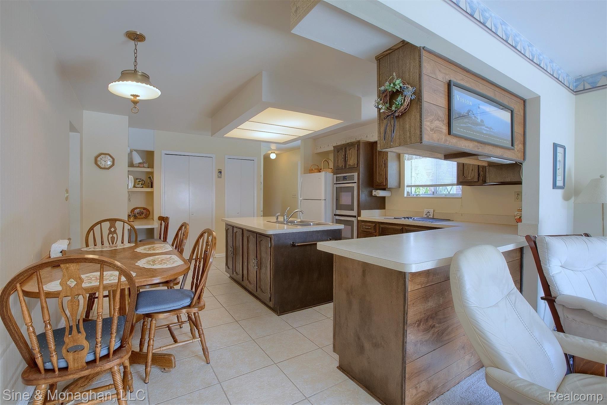 35 Vernier Road Grosse Pointe, MI 48236 - Photo 8 of 38 10-Kitchen 2nd View.jpg