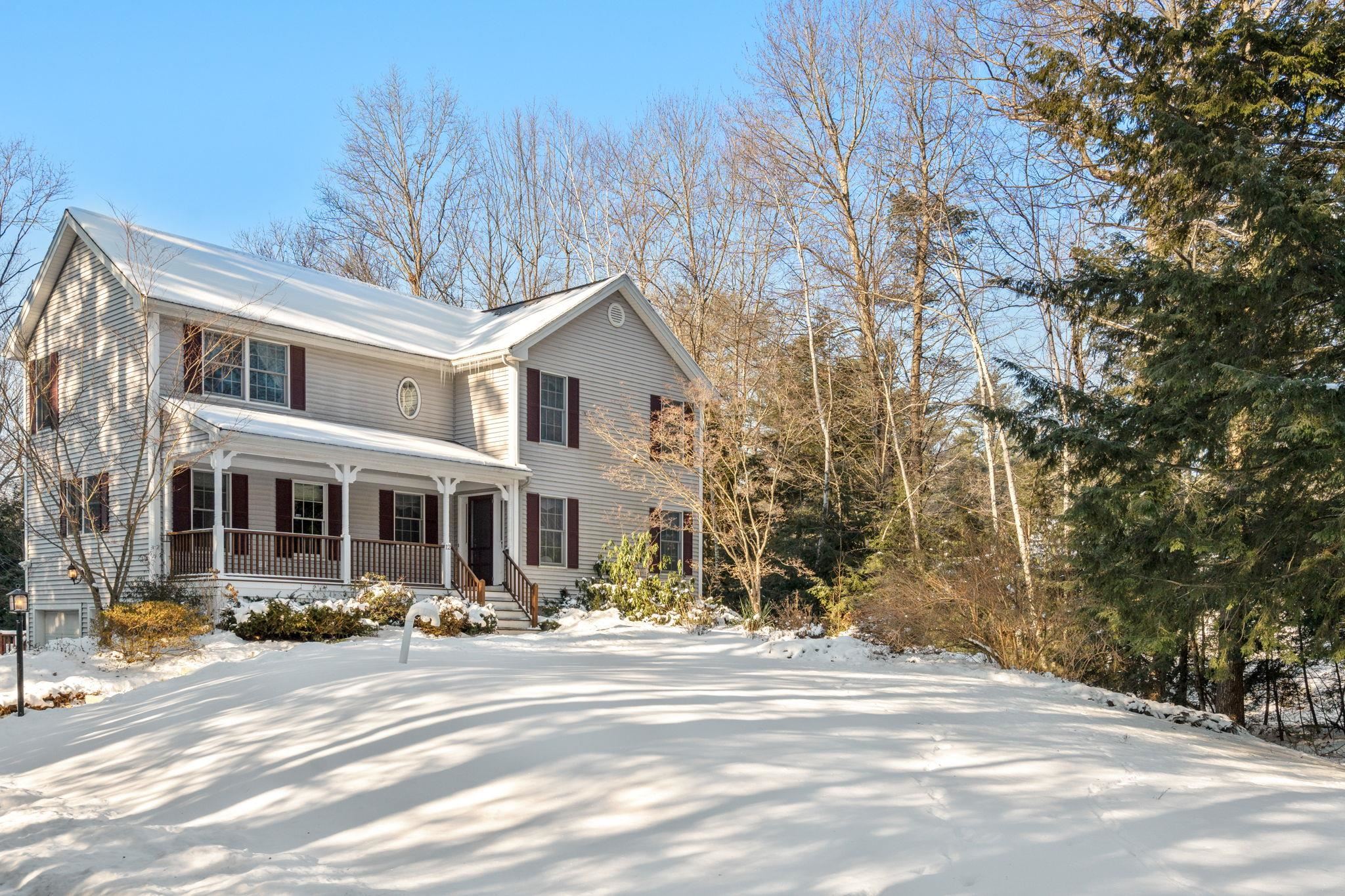 12 Meadow Lane Rochester, NH 03867 - Photo 4 of 38