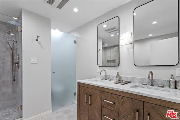 $10,995 | 9311 Burton Way, Unit A, Beverly Hills, CA 90210