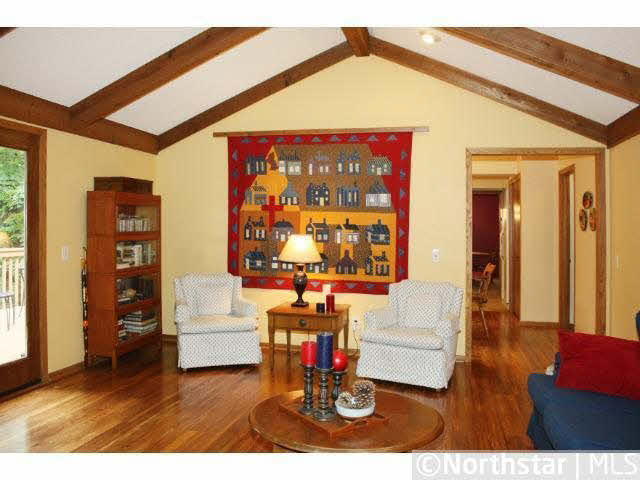 8021 Tierneys Woods Road Bloomington, MN 55438 - Photo 11 of 17 Gallery Image 11