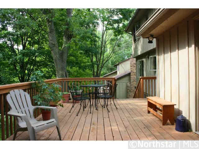 8021 Tierneys Woods Road Bloomington, MN 55438 - Photo 4 of 17 Gallery Image 4