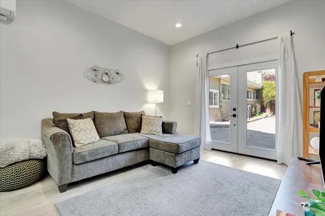 $1,525,000 | 355 South 17th Street, San Jose, CA 95112