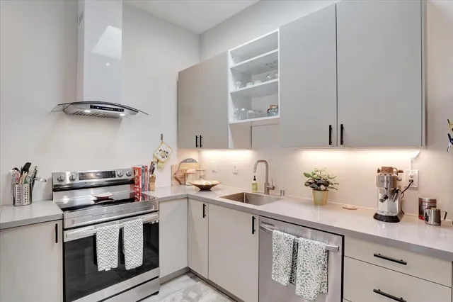 $1,525,000 | 355 South 17th Street, San Jose, CA 95112