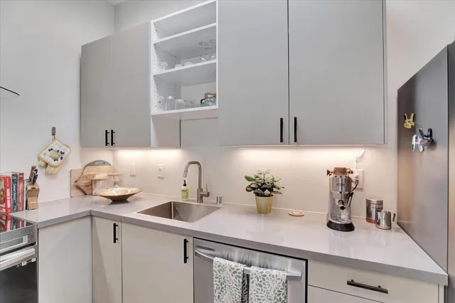 $1,525,000 | 355 South 17th Street, San Jose, CA 95112