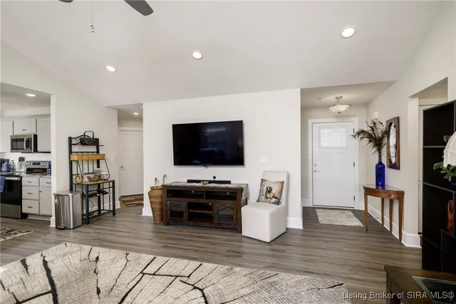 $309,900 | 707 Iroquois Boulevard, Salem, IN 47167