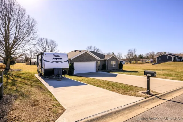 $309,900 | 707 Iroquois Boulevard, Salem, IN 47167