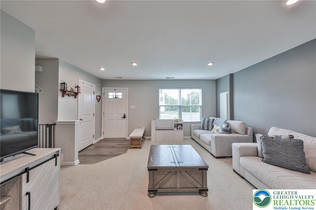 543 Delta Road Northampton, PA 18067 - Photo 7 of 30 Gallery Image 7
