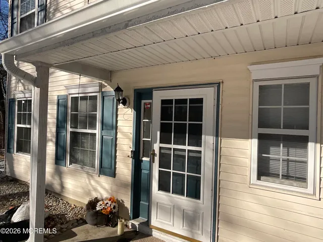 $3,275 | 1121 Roseberry Court, Morganville, NJ 07751