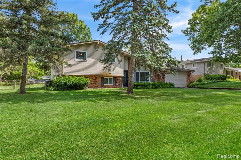 226 Ruppert Street Commerce Township, MI 48382 - Photo 27 of 27