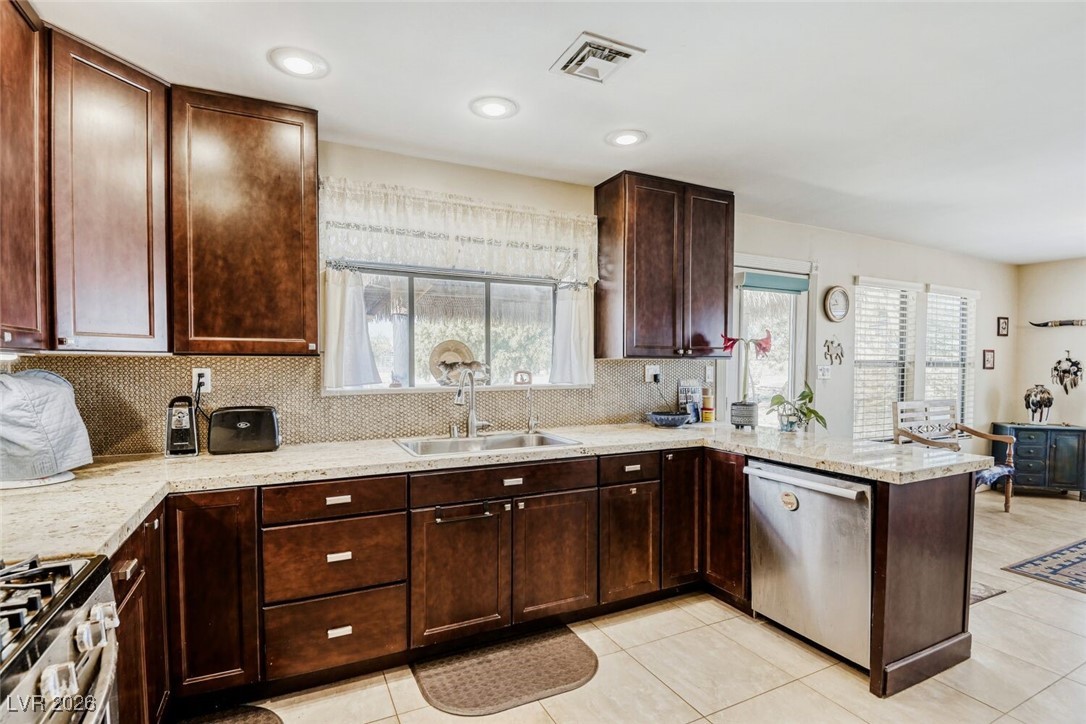 8565 South Westwind Road Las Vegas, NV 89139 - Photo 28 of 53