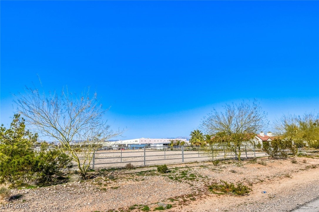 8565 South Westwind Road Las Vegas, NV 89139 - Photo 48 of 53 Arena