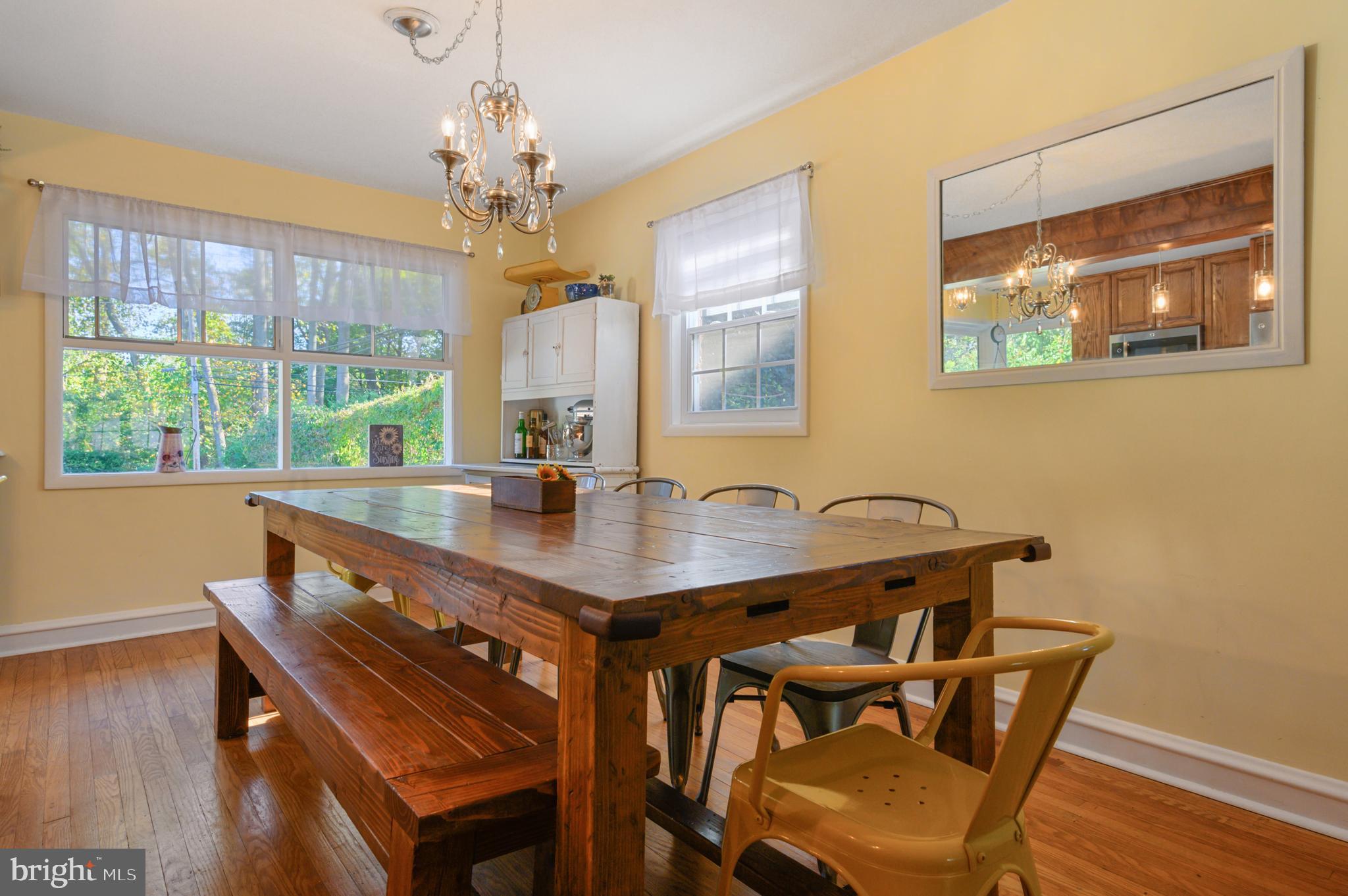 2021 Springhouse Road Broomall, PA 19008 - Photo 11 of 26 Room to accomodate a large dining table