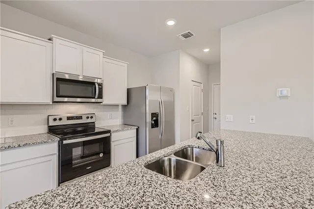 $585,000 | 605 West South Street, Unit 41, Leander, TX 78641