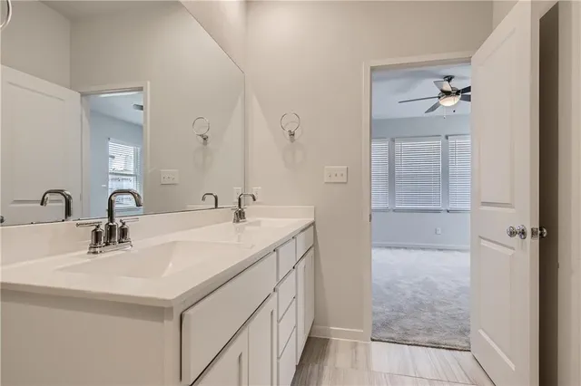 $585,000 | 605 West South Street, Unit 41, Leander, TX 78641