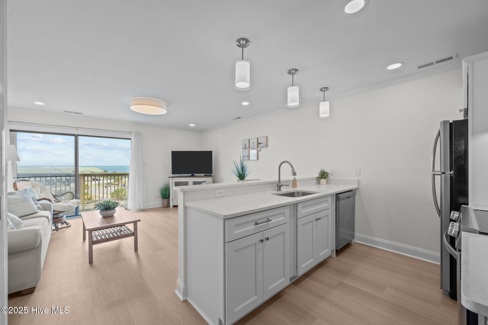 9100 Reed Drive, Unit 3302 Emerald Isle, NC 28594 - Photo 12 of 52 37-web-or-mls-_RAD6529