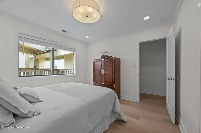 $380,000 | 9100 Reed Drive, Unit 3302, Emerald Isle, NC 28594