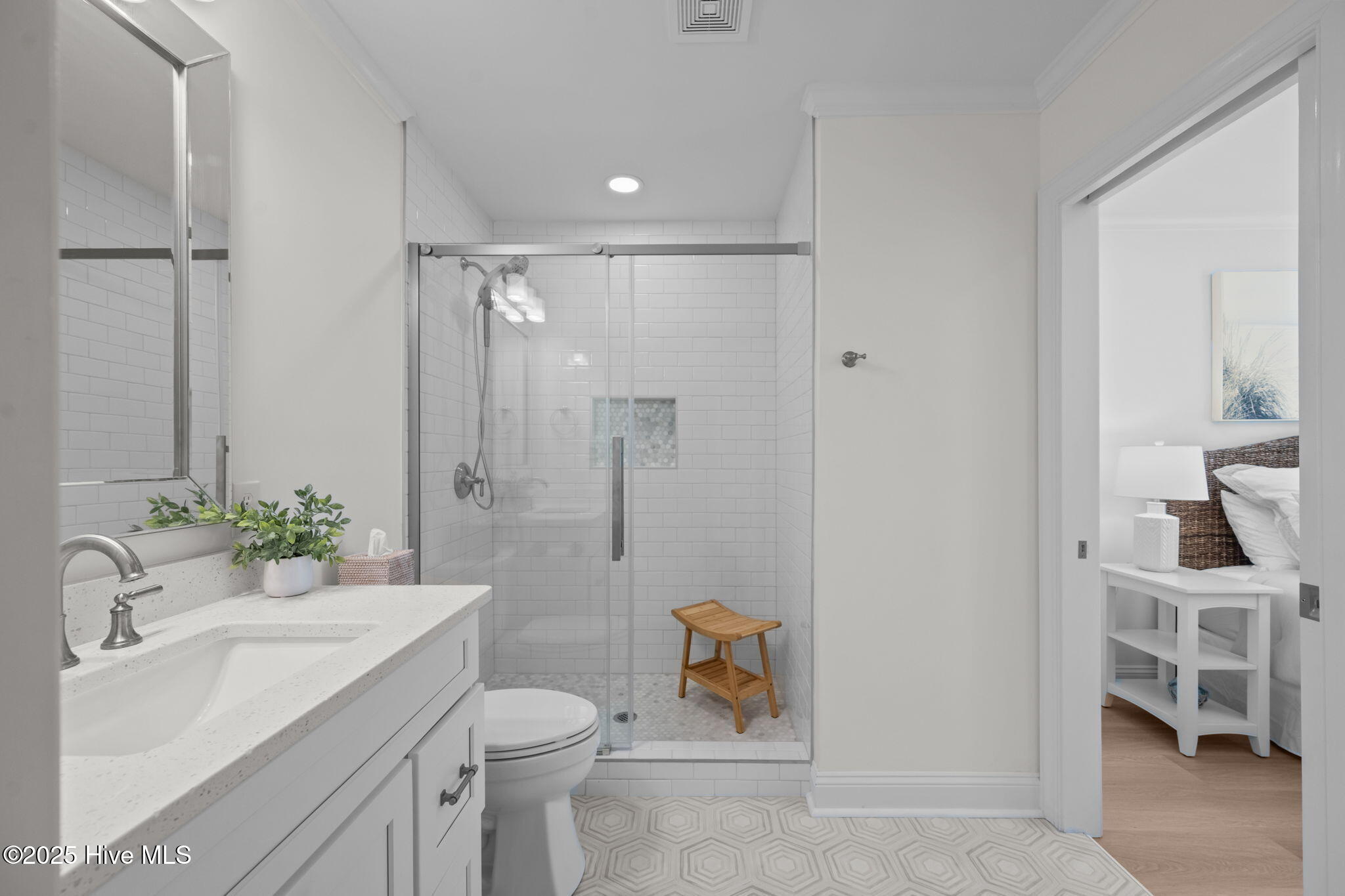 9100 Reed Drive, Unit 3302 Emerald Isle, NC 28594 - Photo 27 of 52 52-web-or-mls-_RAD6637