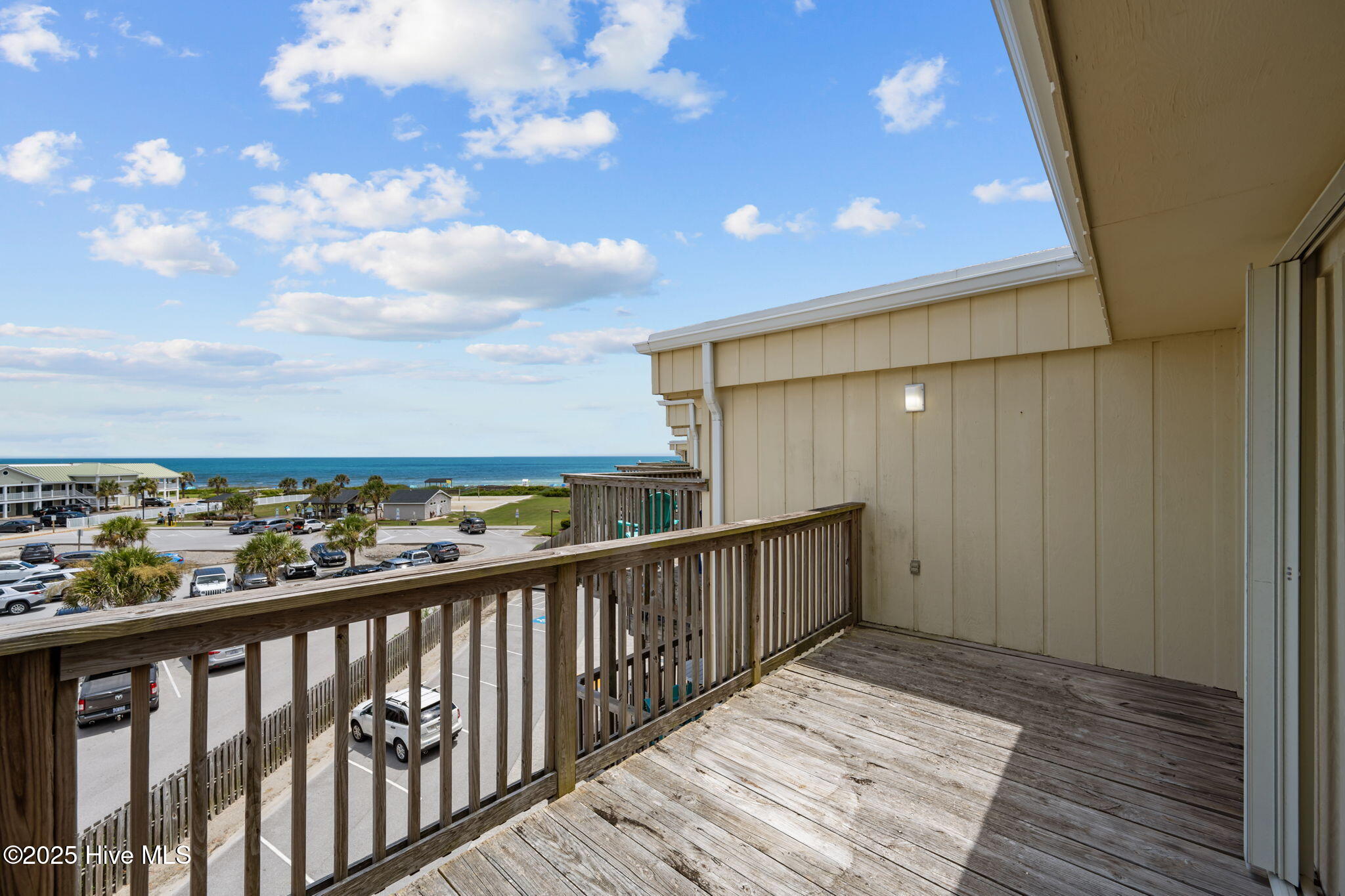 9100 Reed Drive, Unit 3302 Emerald Isle, NC 28594 - Photo 34 of 52 6-web-or-mls-05
