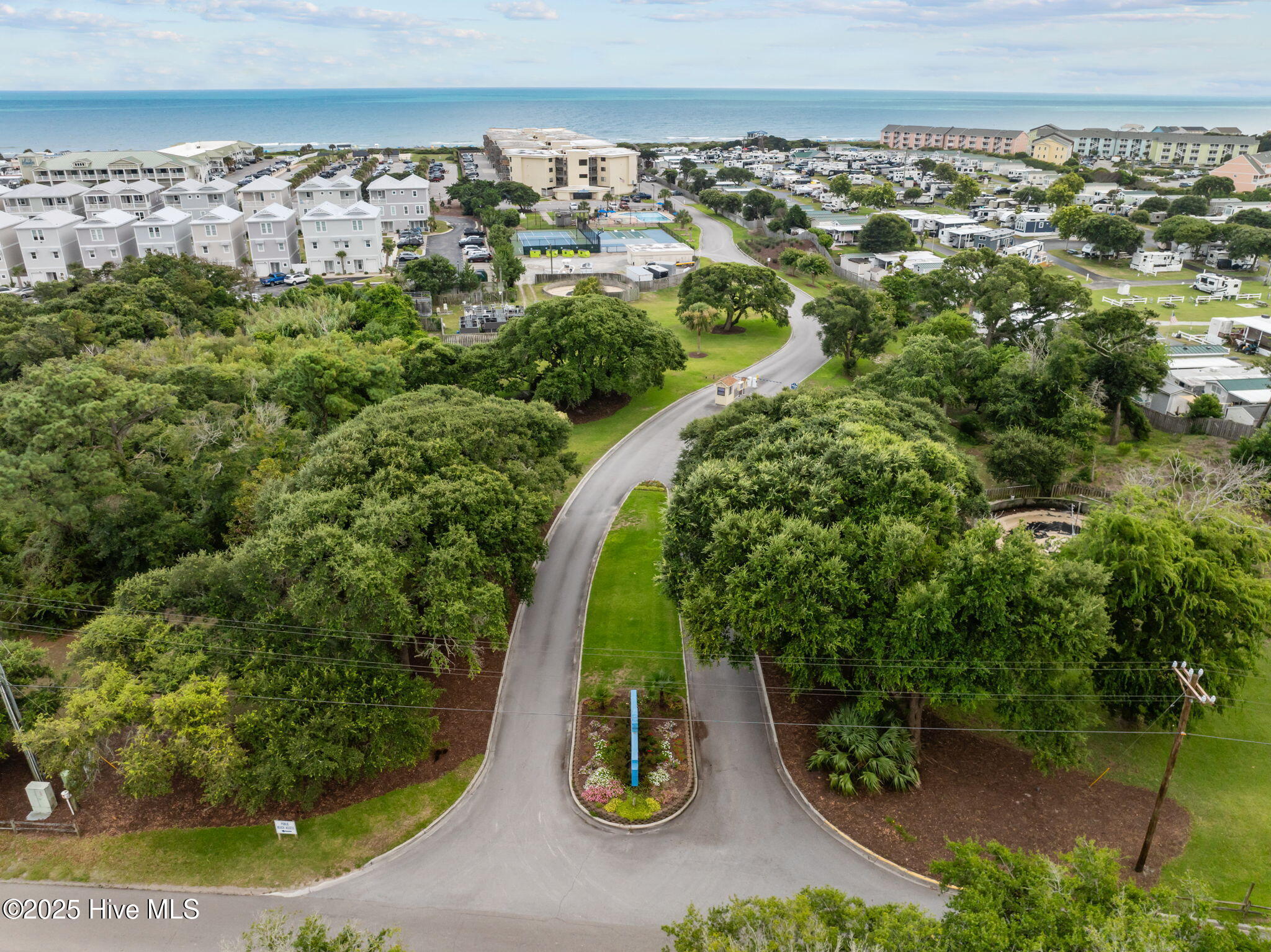 9100 Reed Drive, Unit 3302 Emerald Isle, NC 28594 - Photo 42 of 52 18-web-or-mls-18
