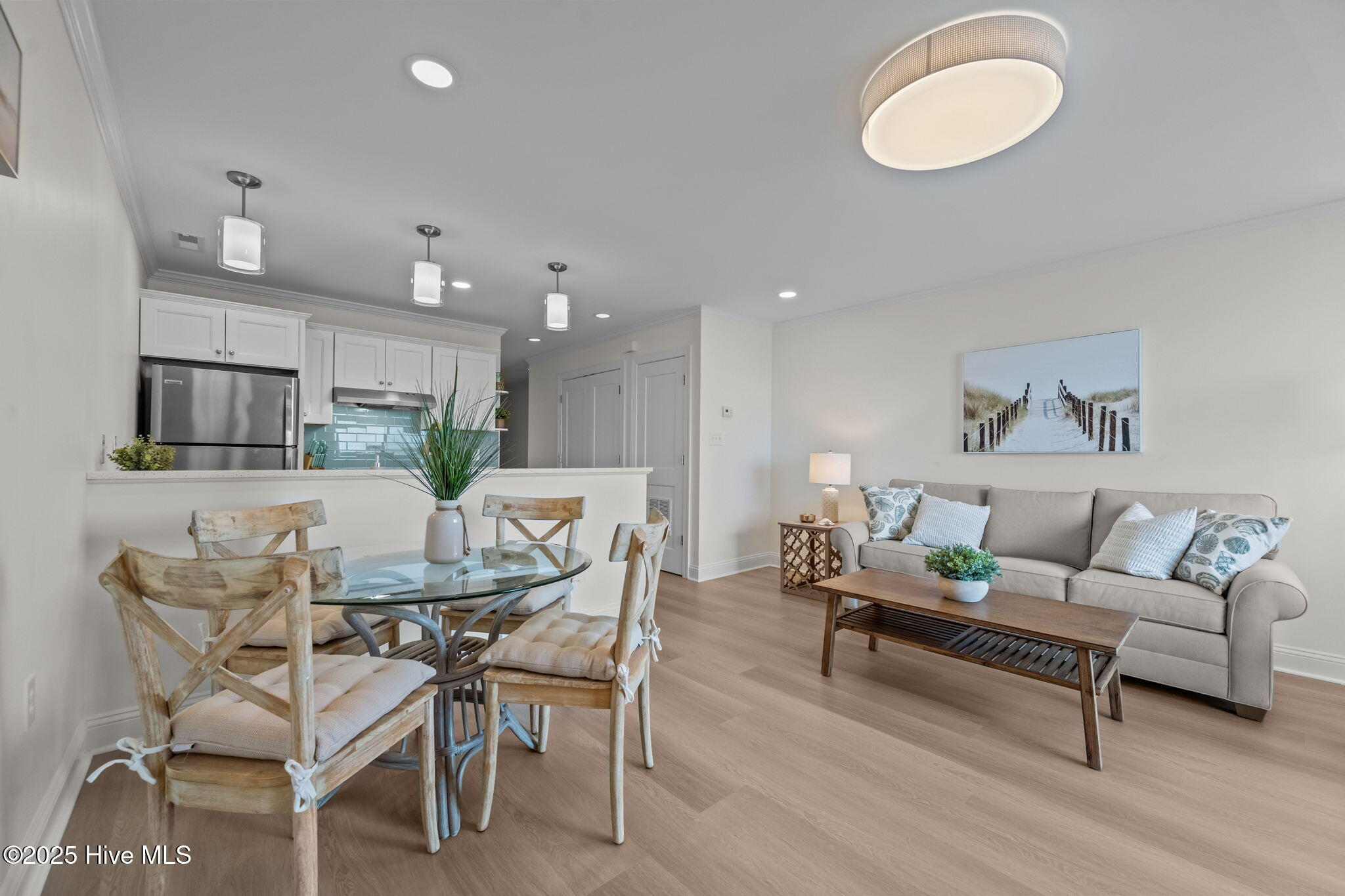 9100 Reed Drive, Unit 3302 Emerald Isle, NC 28594 - Photo 5 of 52 30-web-or-mls-_RAD6502