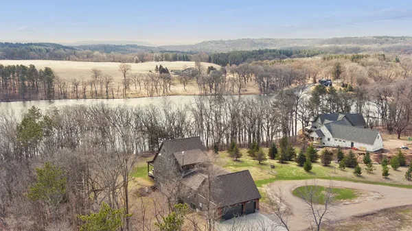 $2,500,000 | 1085 Lake Edith Lane South, Afton, MN 55001