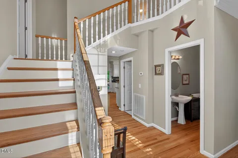 $689,000 | 115 Lonebrook Drive, Chapel Hill, NC 27516