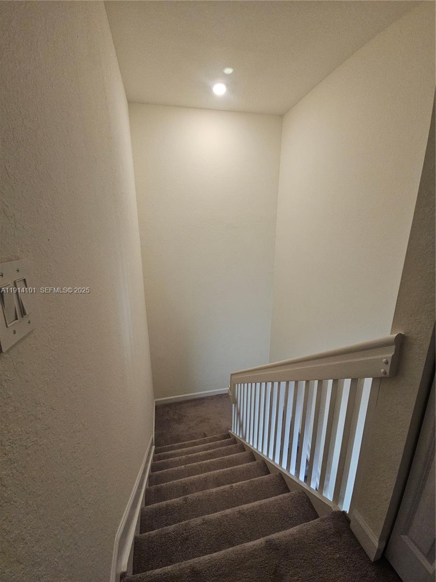 3310 West 114th Terrace Hialeah, FL 33018 - Photo 26 of 51 Stairs