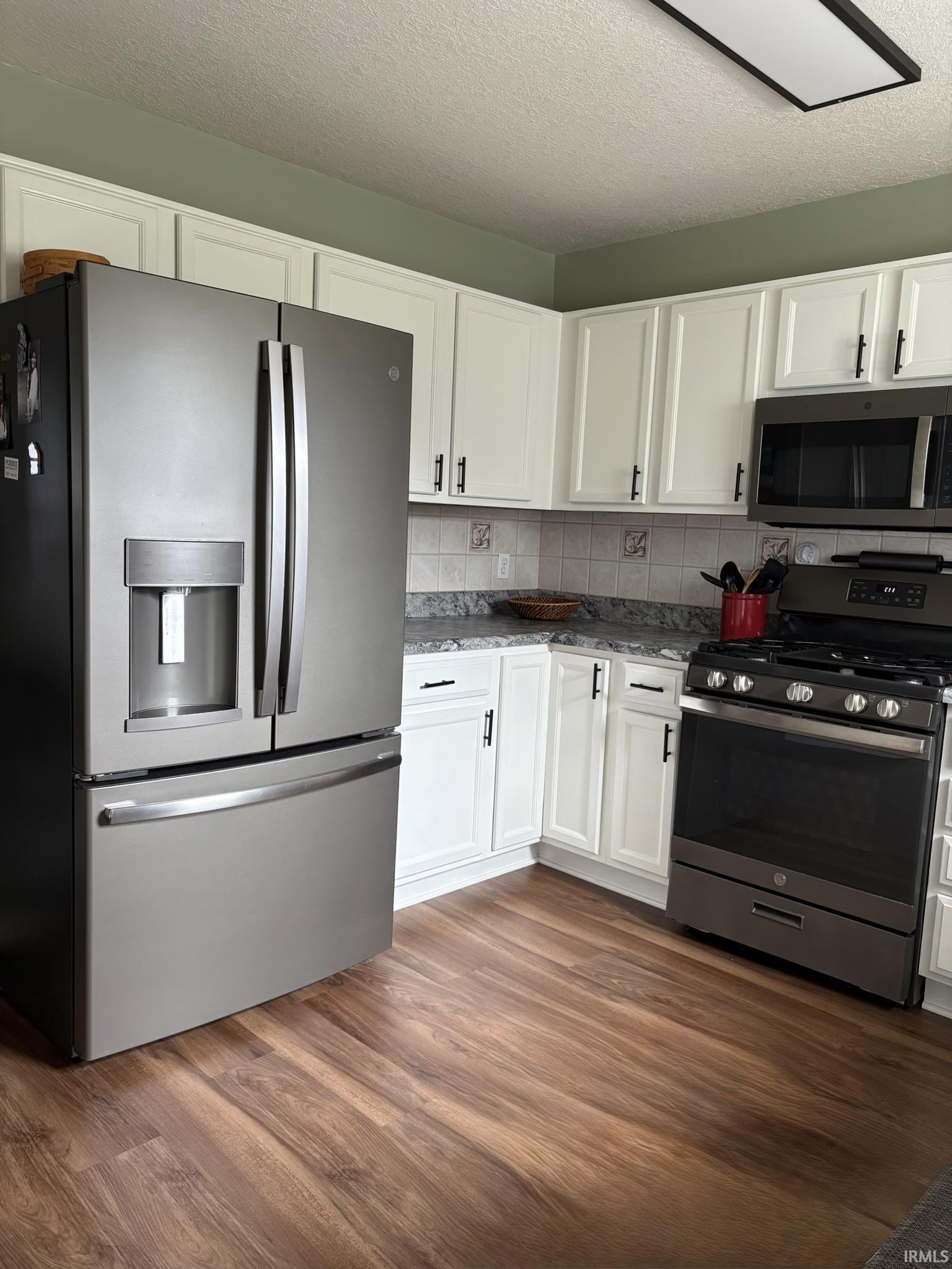 614 Davis Road Ossian, IN 46777 - Photo 4 of 24