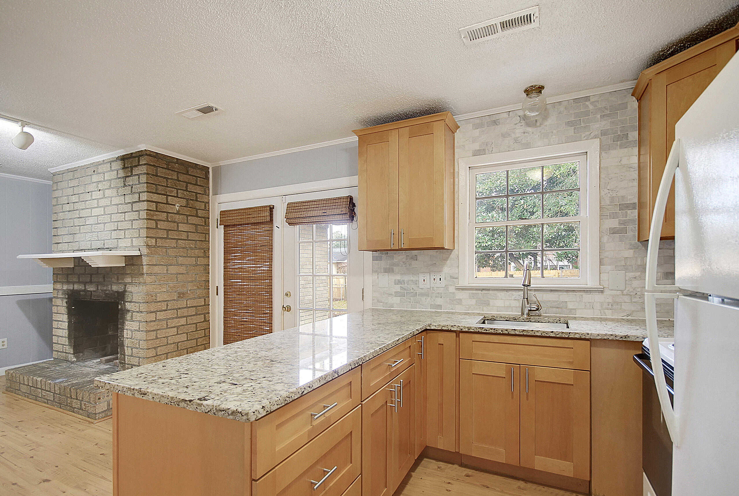 821 Hitching Post Road Charleston, SC 29414 - Photo 10 of 22 CREM_821 Hitching Post_017