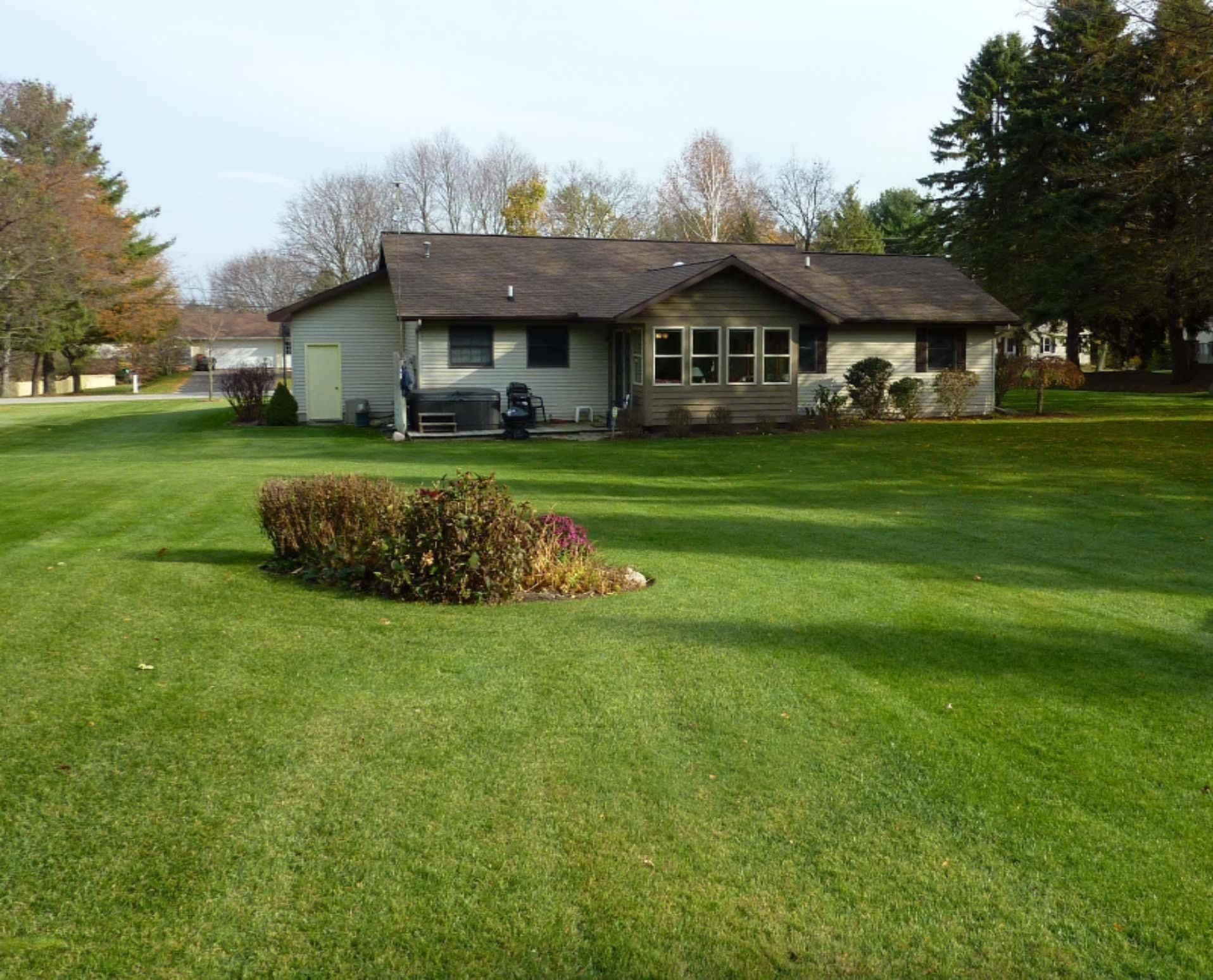 8142 South Youngman Road Greenville, MI 48838 - Photo 3 of 15 Rear view