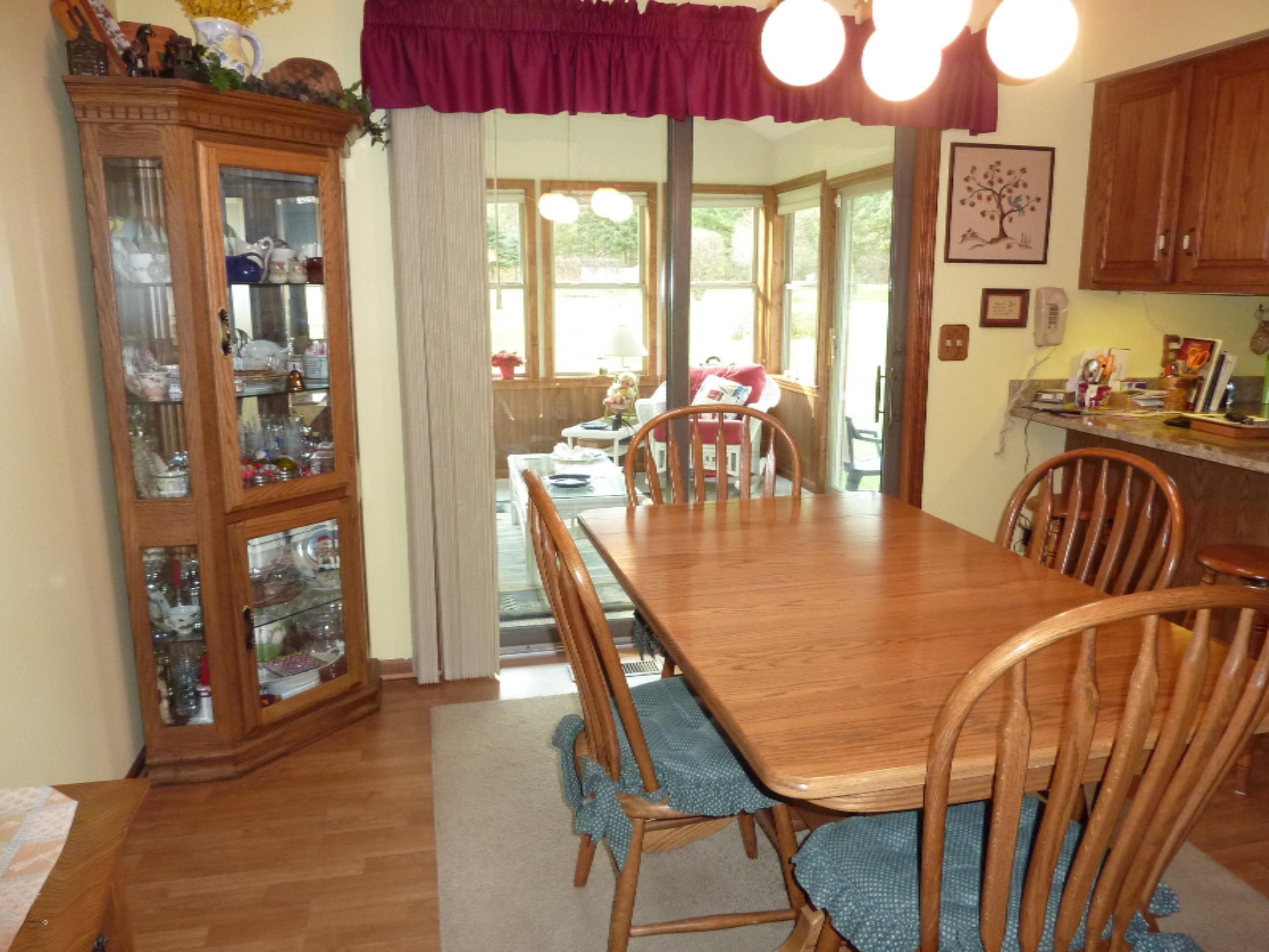 8142 South Youngman Road Greenville, MI 48838 - Photo 5 of 15 Formal Dining