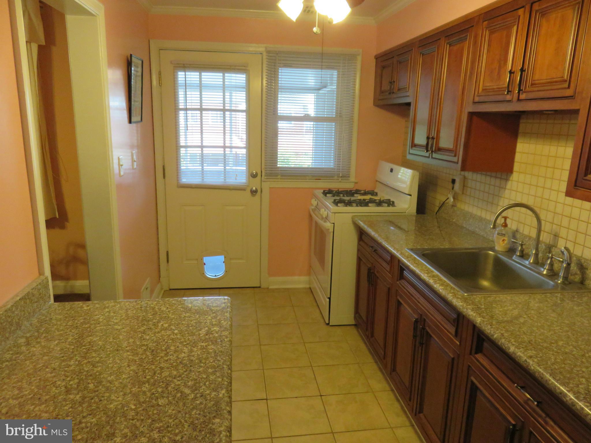 1247 Deanwood Road Baltimore, MD 21234 - Photo 12 of 23 Kitchen
