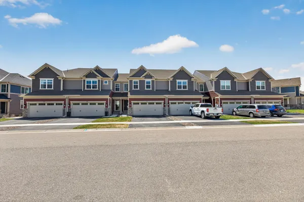 $478,000 | 1757 Emerson Court, Chaska, MN 55318