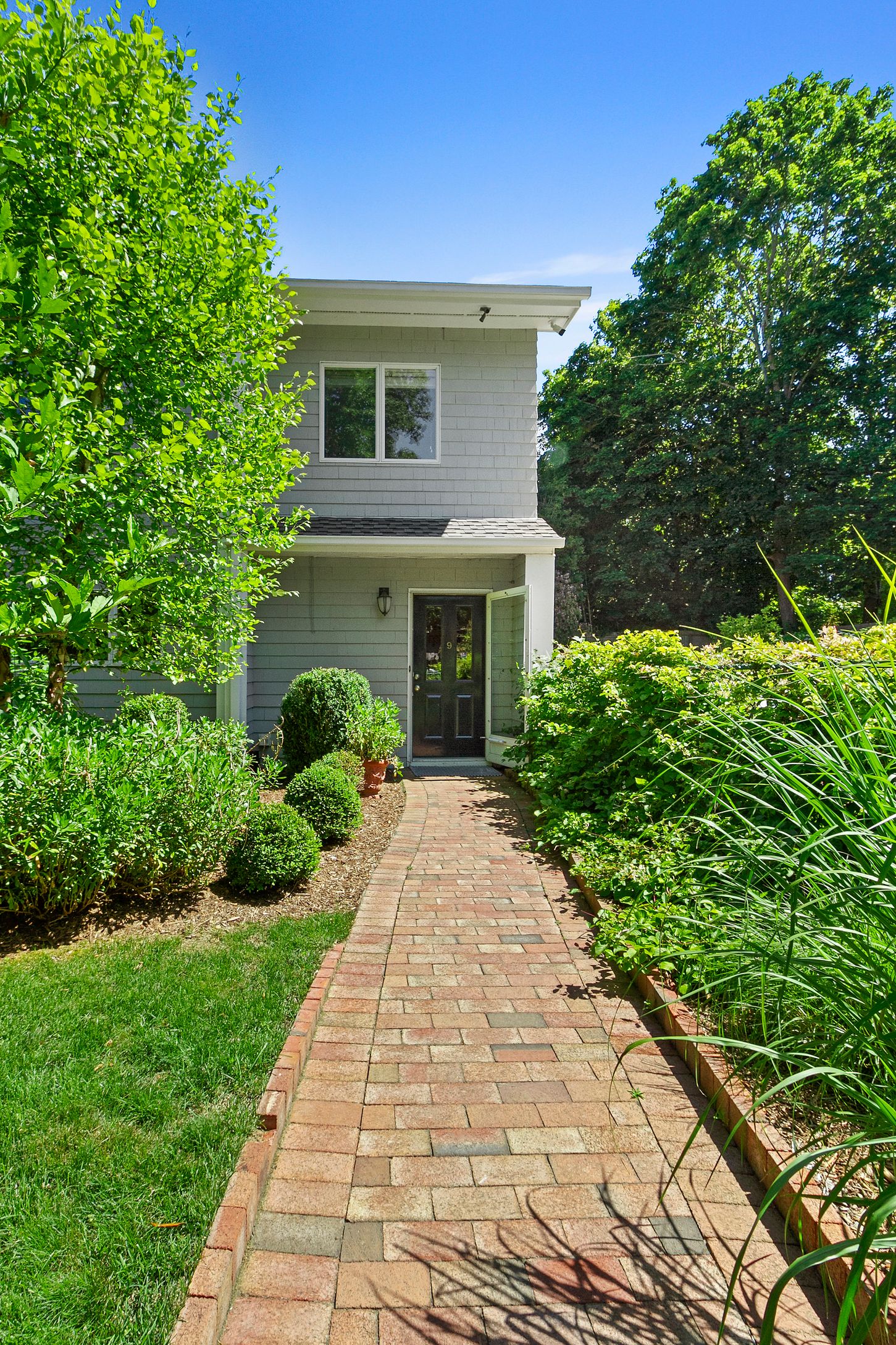 2300 Main Street, Unit 9 Bridgehampton, NY 11932 - Photo 10 of 15