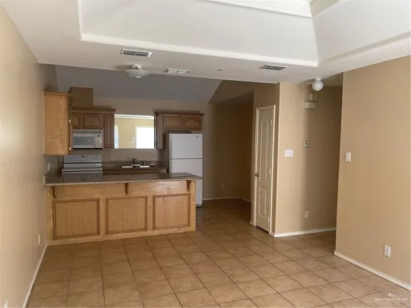 $660 | 2501 Toledo Avenue, Unit 2, Edinburg, TX 78541