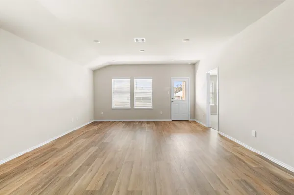 $1,900 | 206 Rockbridge Drive, Huntsville, TX 77340