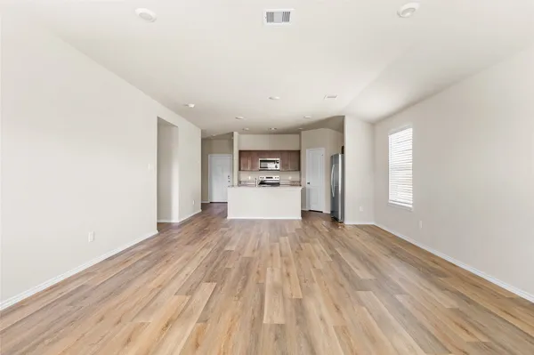 $1,900 | 206 Rockbridge Drive, Huntsville, TX 77340