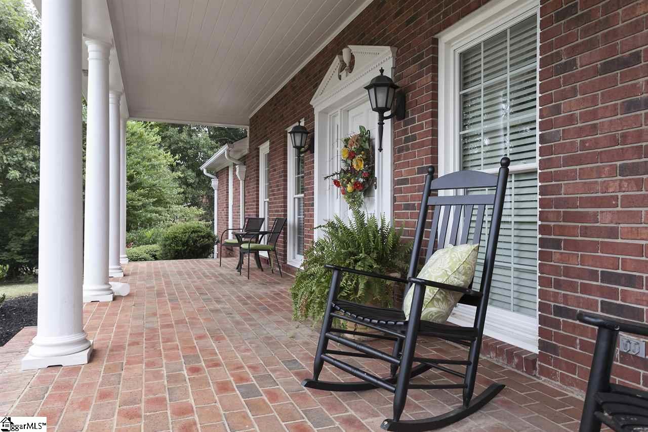 829 Taylor Road Greer, SC 29651 - Photo 3 of 32