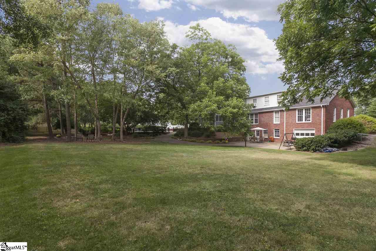 829 Taylor Road Greer, SC 29651 - Photo 8 of 32
